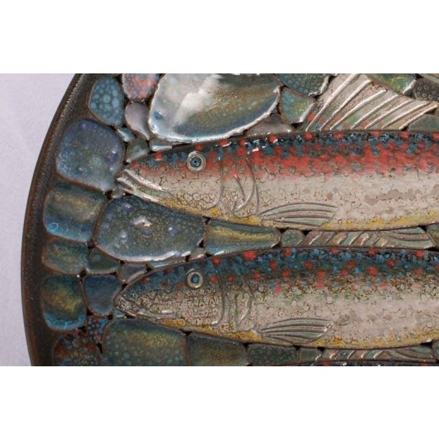 Mid-Century Modern Modernist Palissy Majolica Wall Platter / River Fishes and Pebbles For Sale - Image 3 of 3