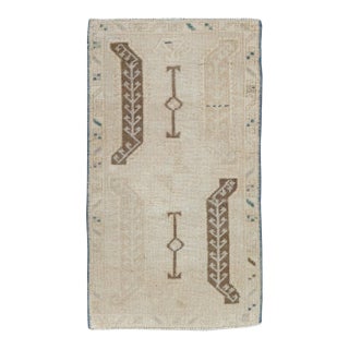 Galerie Shabab Collection Mid-20th Century Turkish Anatolian Rug For Sale