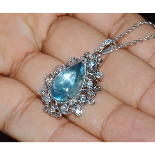 Certified Natural 6.97Cts VS F Diamond Aquamarine 18K Solid Gold Filigree Pendant For Sale - Image 10 of 10