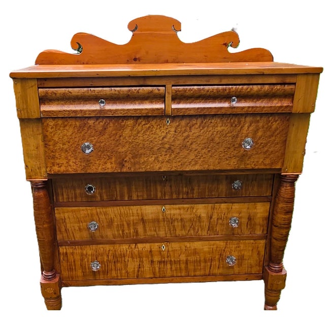 I found this at a live lical auction in upstate NY where there is an overabundance of brown furniture. I hope it can find...