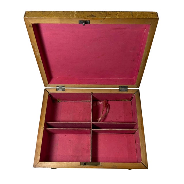 19th Century English Chinoiserie Regency Pinwork Work Box For Sale In Tampa - Image 6 of 9