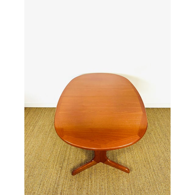 Vintage Extendable Oval Dining Table in Teak from G-Plan, 1960s For Sale - Image 4 of 18