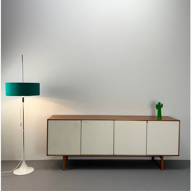 1960s Vintage Model 119 Sideboard by Florence Knoll for Knoll International, 1960s For Sale - Image 5 of 18