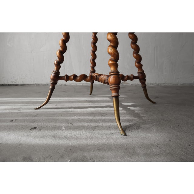 Antique Victorian Walnut and Brass Barley Twist Parlor Table For Sale In Las Vegas - Image 6 of 7