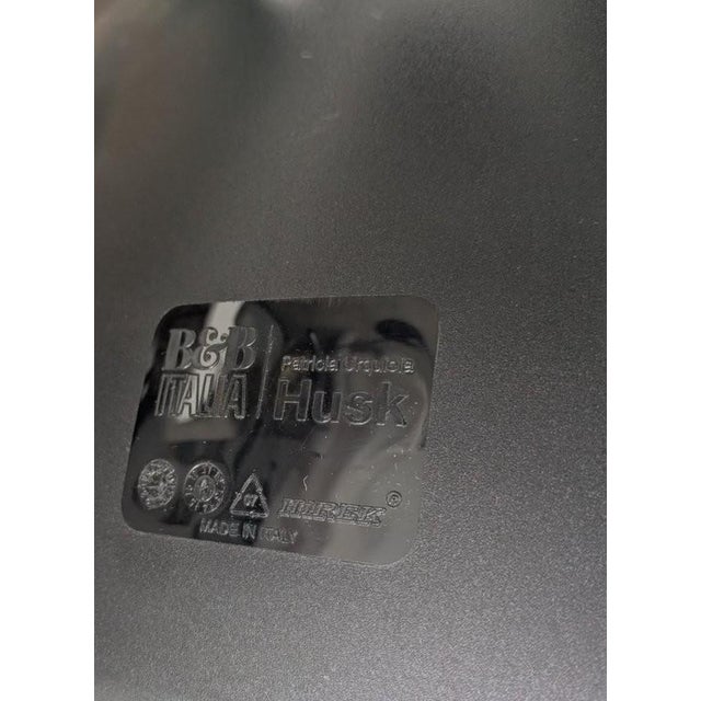 Modern Set of Husk Swivel Lounge Chair and Ottoman by Patricia Urquiola for B&B Italia, 2013 For Sale - Image 3 of 4