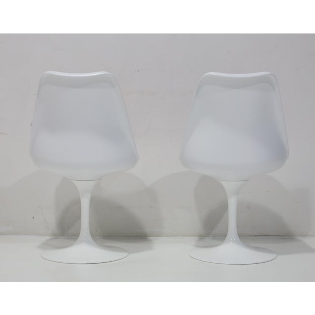 Mid-Century Modern Eero Saarinen for Knoll Tulip Chairs, Set of Two For Sale - Image 3 of 8