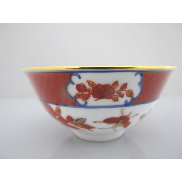 Red Japanese Imari Porcelain Butterfly & Flower Gold Trim Bowl or Cup & Saucer Pair For Sale - Image 8 of 13