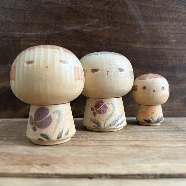 Beige Vintage Kokeshi Dolls by Sanpei Yamanaka, Japan, 1960s, Set of 3 For Sale - Image 8 of 10