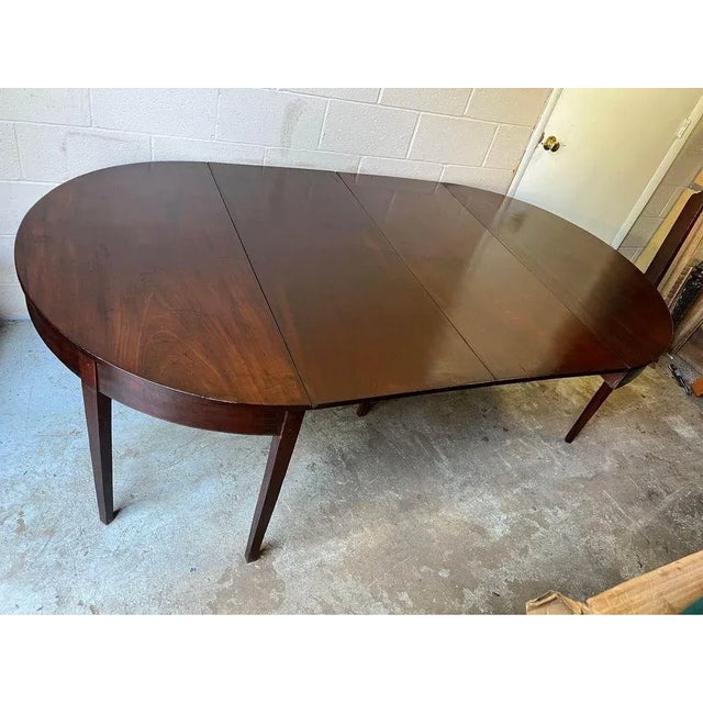 19th Century Antique Federal Mahogany Two-Part Banquet Dining Table With 2 Leaves. For Sale - Image 4 of 12