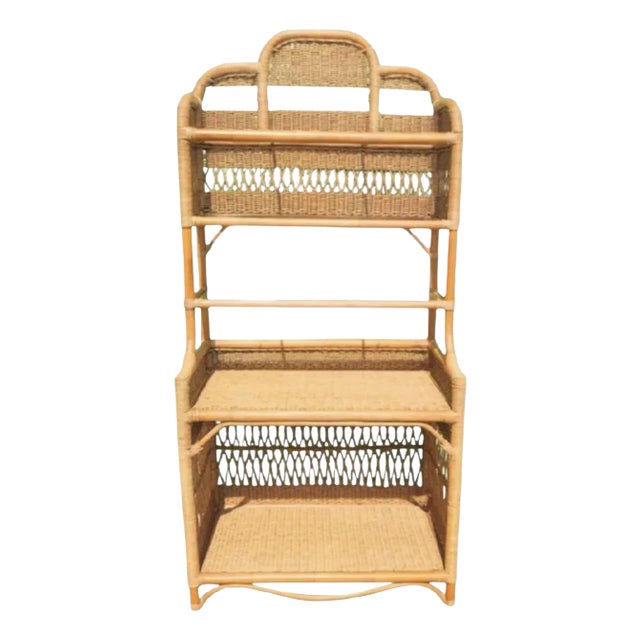 Vintage Wicker Rattan Coastal Regency Pagoda Topped 3 Glass Shelf Etagere Display Unit For Sale