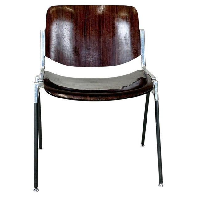 Brown Wooden DSC 106 Stacking Chair attributed to Giancarlo Piretti for Castelli / Anonima Castelli, Italy, 1970s For Sale - Image 14 of 14