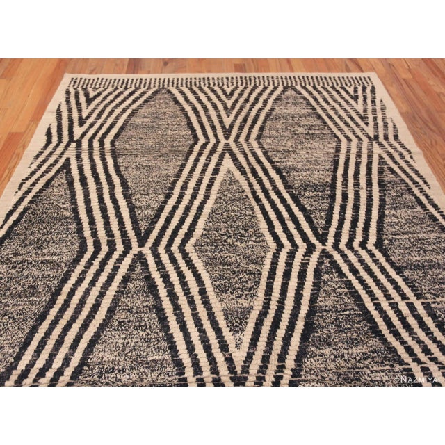 Modern Nazmiyal Collection Bold Modern Area Geometric Tribal Salt and Pepper Color Rug For Sale - Image 3 of 5