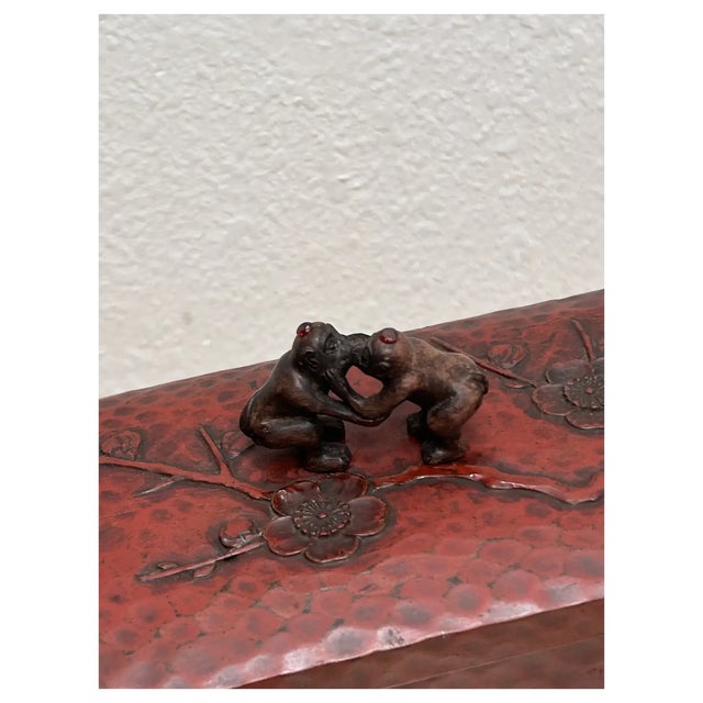 1930s Ooak Japanese Kissing Monkeys/Lacquer Box/Gems For Sale - Image 12 of 12