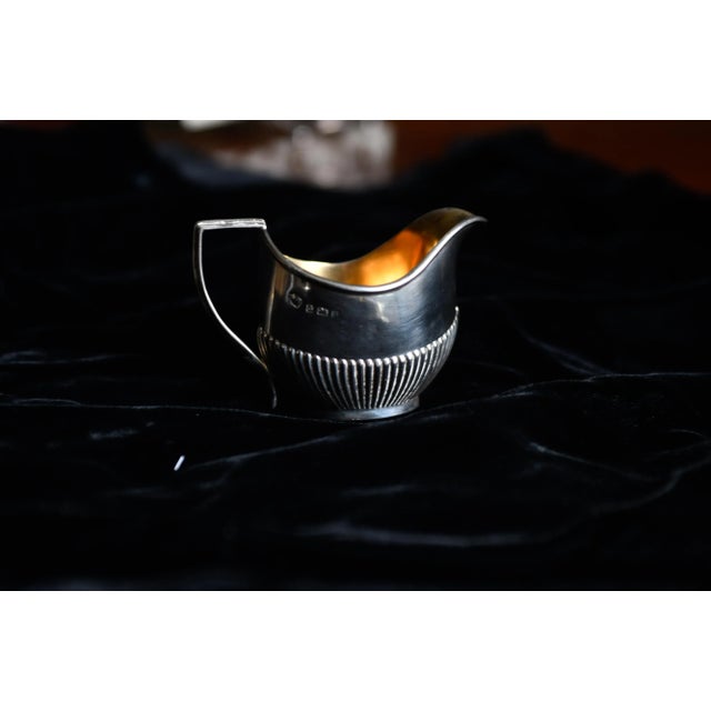 1903 Antique Williams Birmingham Sterling Silver Creamer Hallmarked 925 For Sale - Image 4 of 8
