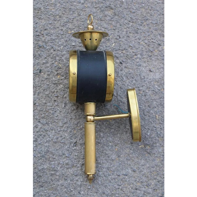 1950s Mid-Century Italian Brass and Black Lacquered Metal Sconces, 1950s, Set of 2 For Sale - Image 5 of 7