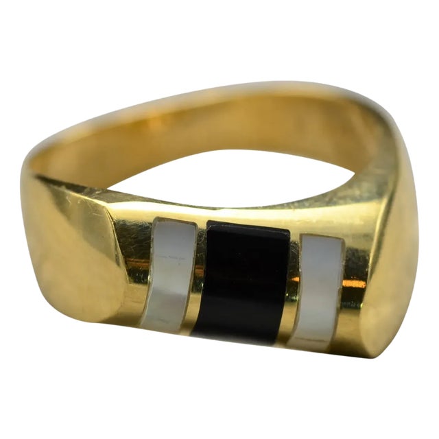 The Sarga: Contemporary Mother of Pearl Ring and Onyx Inlay Ring in 14K Gold For Sale