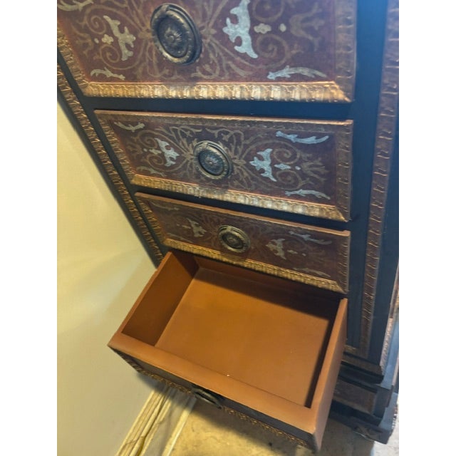Hand Painted European Cabinet For Sale - Image 11 of 18