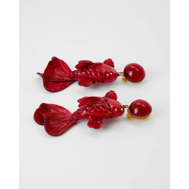 Handmade in France, workshop labeled "Living Heritage Company" Weight: 28 grams per pair. Dimensions: of a single fish:...