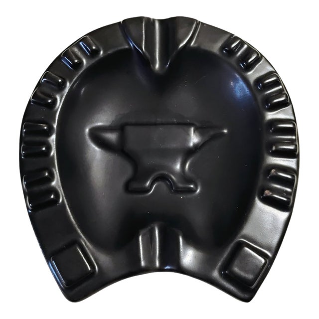 Vintage Mid-Century Royal Haeger Ceramic Horseshoe & Anvil Ashtray - Model 142 For Sale