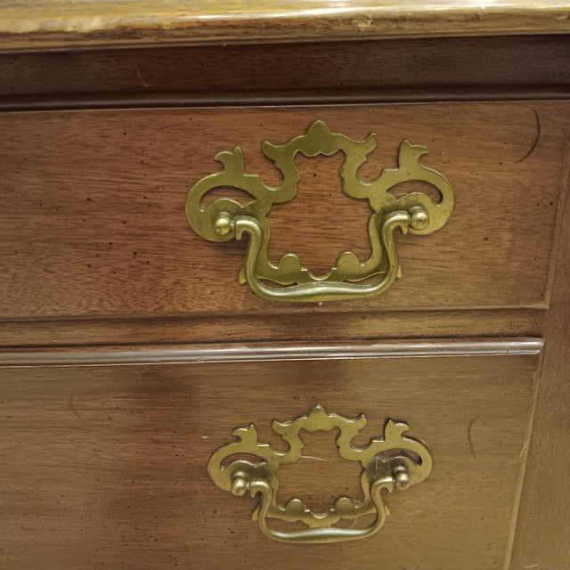 Mid 20th Century Hickory Chair Co. Vintage Mahogany Queen Anne Style Lowboy Dresser For Sale - Image 9 of 15