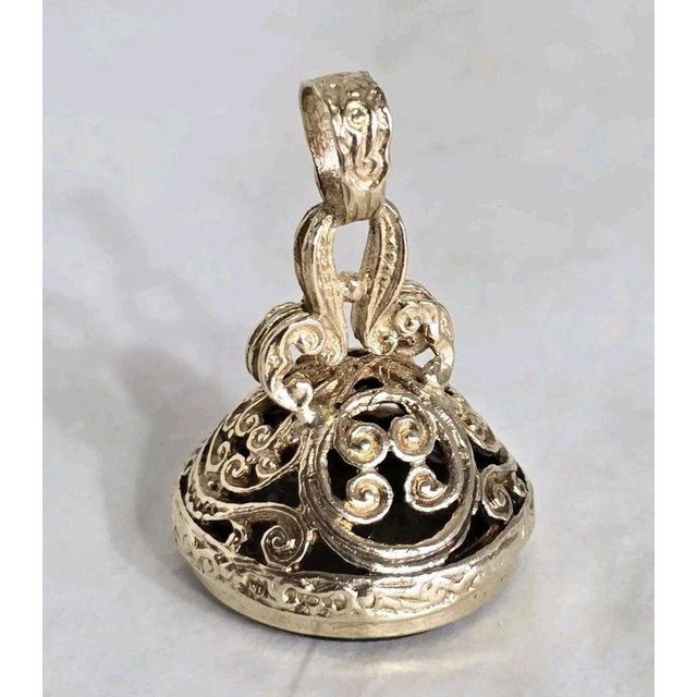 Mid-Century 9ct Gold Charm and Seal from Franklin Mint, London, 1967 For Sale - Image 13 of 18