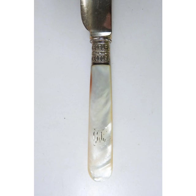 Shabby Chic Antique English Mother of Pearl & Silverplate Knives - Set of 18 For Sale - Image 3 of 5
