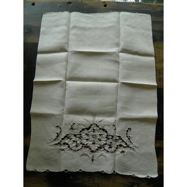 Traditional Set 2 Vintage Linen Madeira Cutwork Guest Hand Towels Embroidered Antique Ivory For Sale - Image 3 of 5