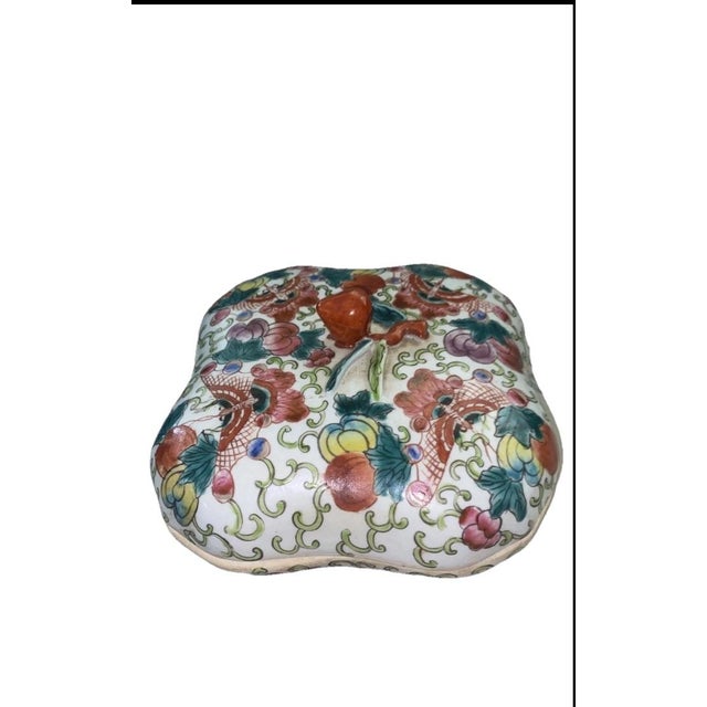 Mid 20th Century Chinese Porcelain Container With Lid For Sale - Image 10 of 10