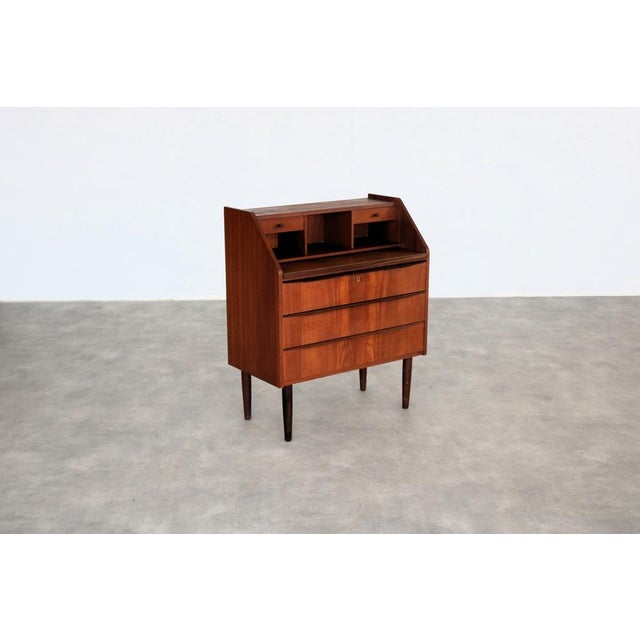 Vintage Danish Secretaire in Teak, 1960s, in Good conditions. Designed 1960 to 1969