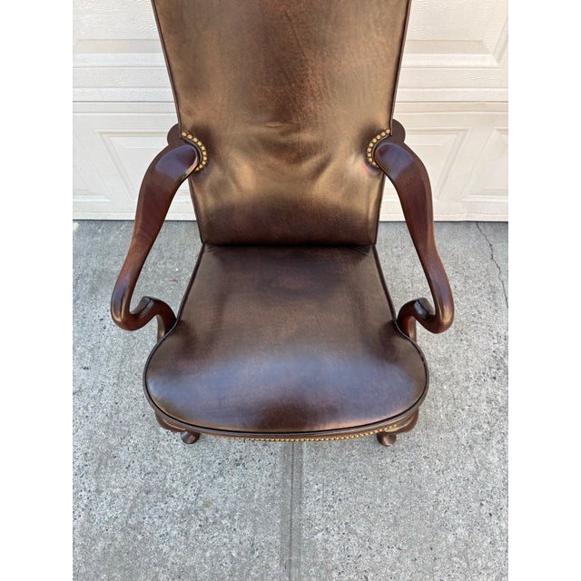 Vintage Hickory Chair Leather Library Armchair | English Georgian Queen Anne Style Accent Chair For Sale In New York - Image 6 of 12