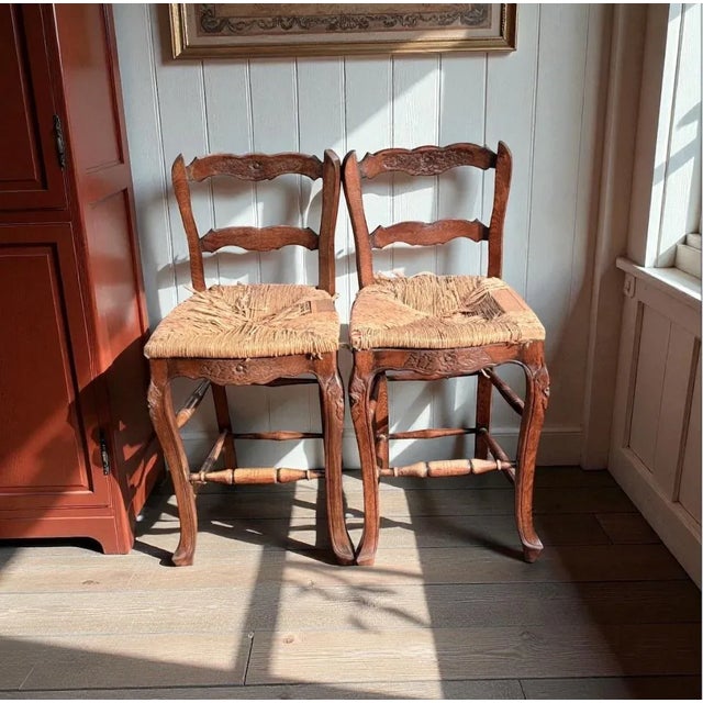 Wood Pair English Country Rush-Seat Chairs — Hand-Woven Seats For Sale - Image 7 of 9