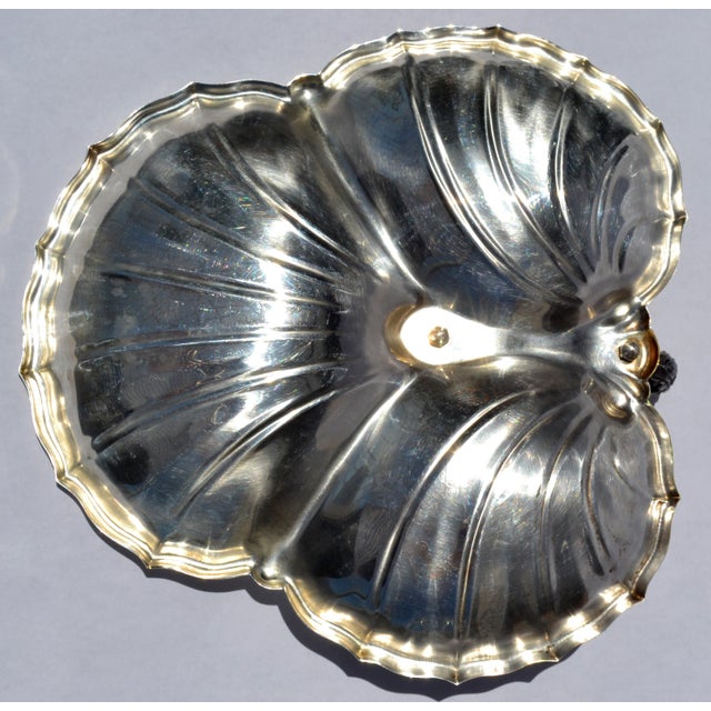 Early 20th Century Art Nouveau Silver Plated Shell Serving Platter Scalloped Edges For Sale - Image 11 of 13