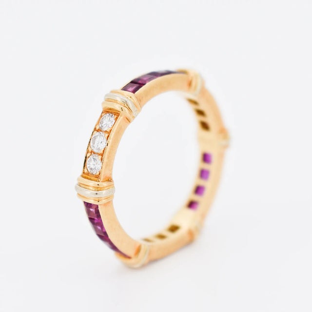 Metal Cartier - Contessa Vintage Wedding Ring in Yellow and White Gold, Diamonds, Rubies, Size 6.5 For Sale - Image 7 of 7