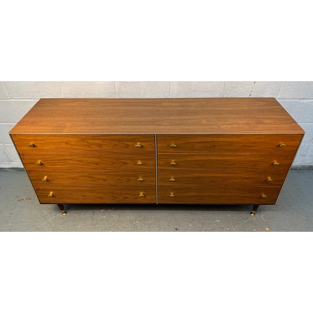 Mid-Century Modern Mid-Century Modern Eight-Drawer Walnut Dresser by R-Way Furniture For Sale - Image 3 of 18