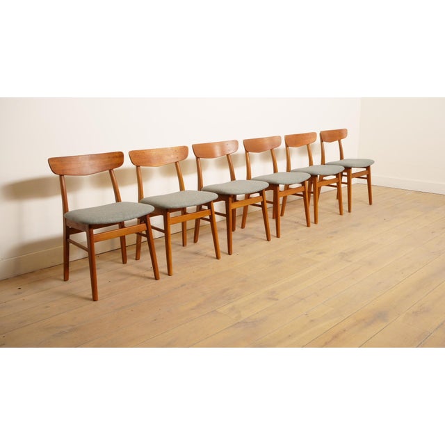 A beautiful set of 6 vintage dining chairs by Farstrup brand, model 210. The chairs were designed by Thomas Harlev in the...