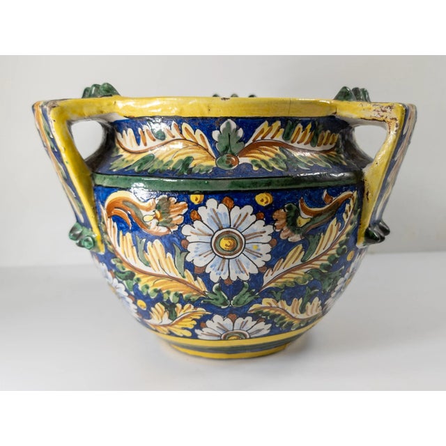 Mid-Century Italian Faience Majolica Pottery Jardiniere Planter For Sale In New York - Image 6 of 18