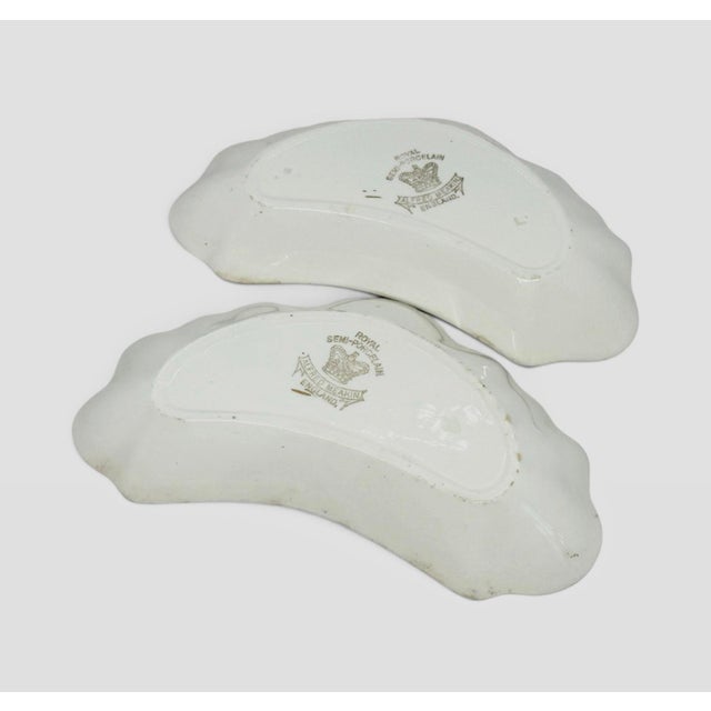 Late 19th Century Late 19th Century Victorian English Alfred Meakin Crescent Semi-Porcelain Bone Dishes With Scalloped Rims, Gold Trim, Floral Pattern - Pair For Sale - Image 5 of 12