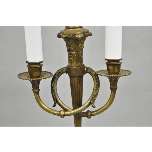 Early 20th Century Antique French Neoclassical Bronze Torch & Trumpet Arm Marble Base Table Lamp For Sale - Image 5 of 12