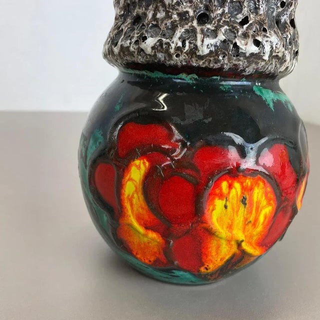 1970s German Vintage Pottery Fat Lava Vase from Scheurich WGP, 1970s For Sale - Image 5 of 18
