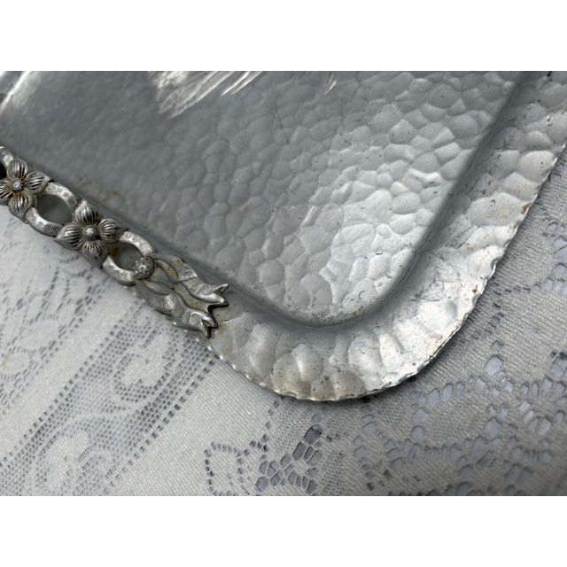 1940s Vintage 1940s Tulip Etched Metal Serving Tray For Sale - Image 5 of 8