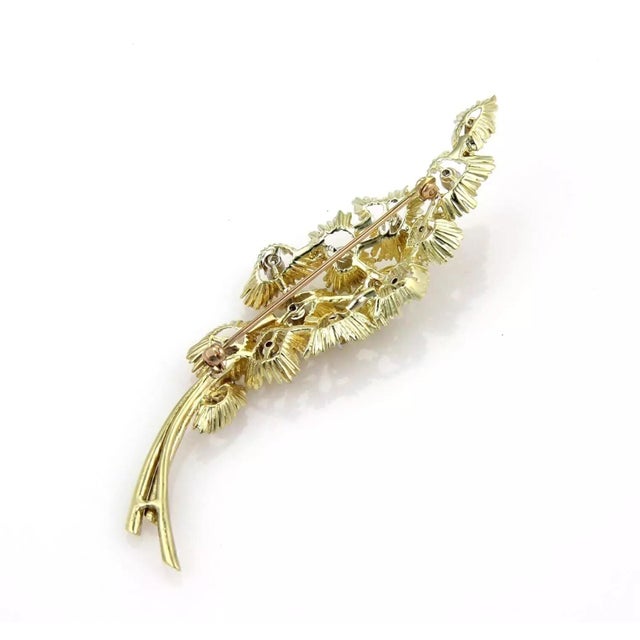 Contemporary Diamond Floral 14k Yellow Gold Cluster Large Leaf Brooch Pin For Sale - Image 3 of 4