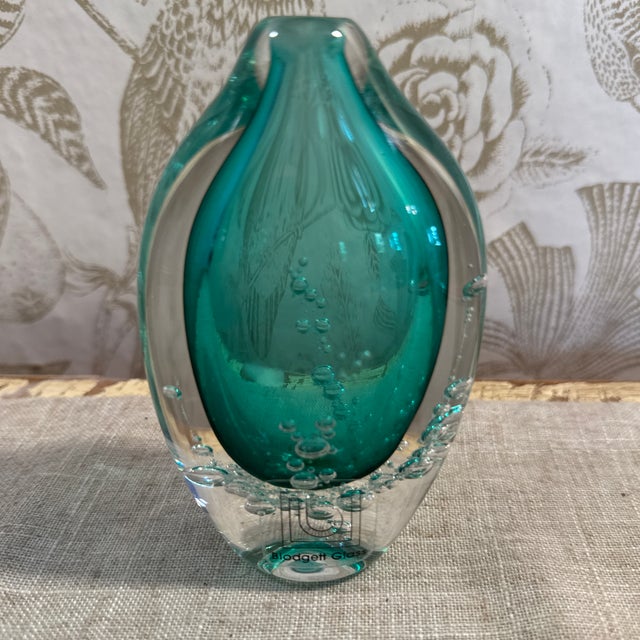 Contemporary Buzz Blodgett Signed Aqua and Clear Art Glass Controlled Bubble Bud Vase 1989 For Sale - Image 3 of 7