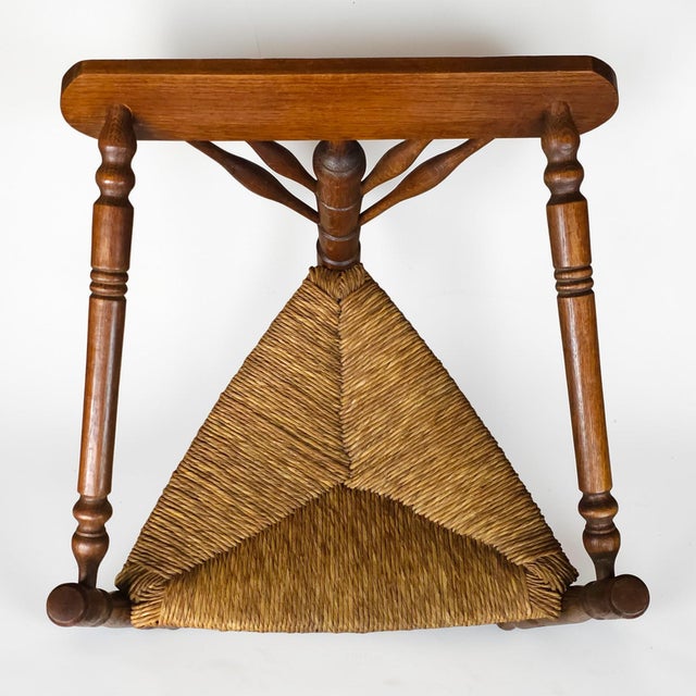 Early 20th Century Dutch Corner Oak Chair With Rush Seat, Sculptural Triangular Form For Sale - Image 4 of 6