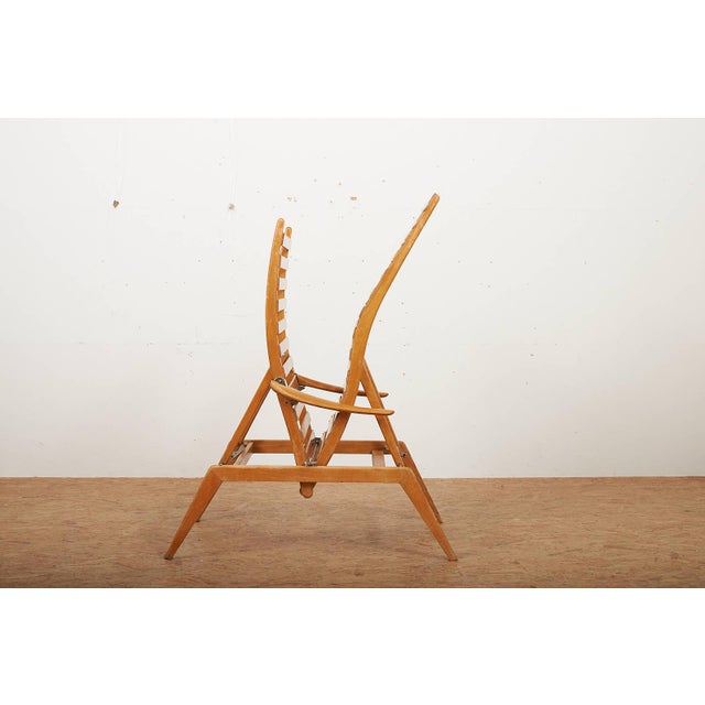 Wooden Lounger with Many Adjustment Options and Frame Foldable, in Good conditions. Designed 1920 to 1949