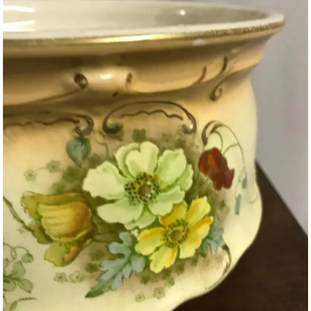 Antique Edwardian Porcelain Pot, 1905 For Sale - Image 3 of 6