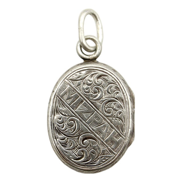 Late 19th Century Victorian Sterling Silver Mizpah Hand Engraved Locket For Sale