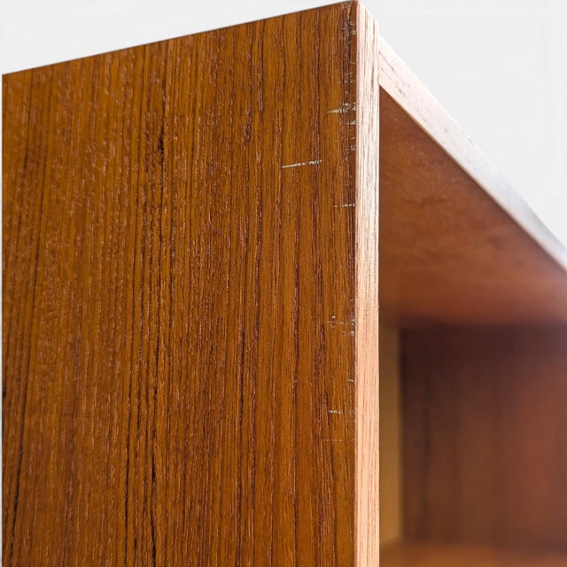 Set of Three Mid-Century Teak Bookcases For Sale - Image 14 of 18