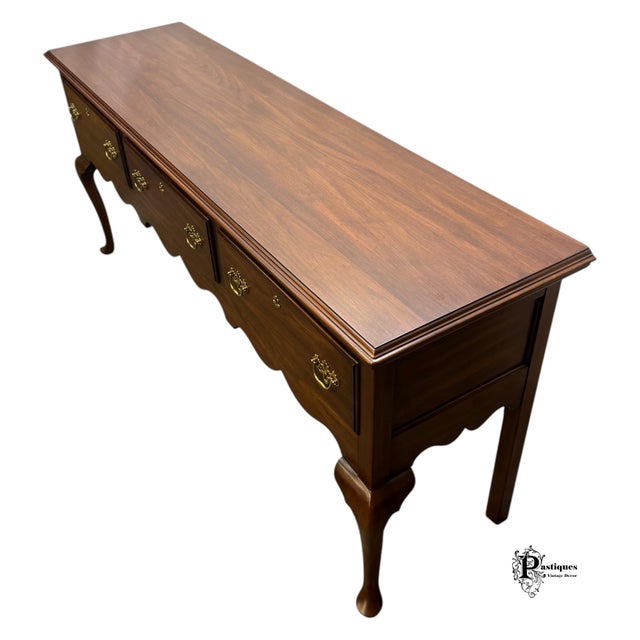 Henkel Harris Vintage Henkel Harris Virginia Galleries Collection Federal Style Jamestown Colony Black Walnut Buffet / Sideboard For Sale - Image 4 of 12