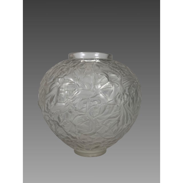 Glass Art Nouveau Vase in Glass by René Lalique for Lalique, 1920 For Sale - Image 7 of 7