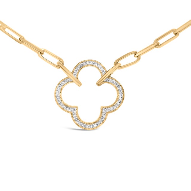 Contemporary Gold Vermeil 1/10 Cttw Diamond Paperclip Chain Clover Pendant Necklace For Sale - Image 3 of 4